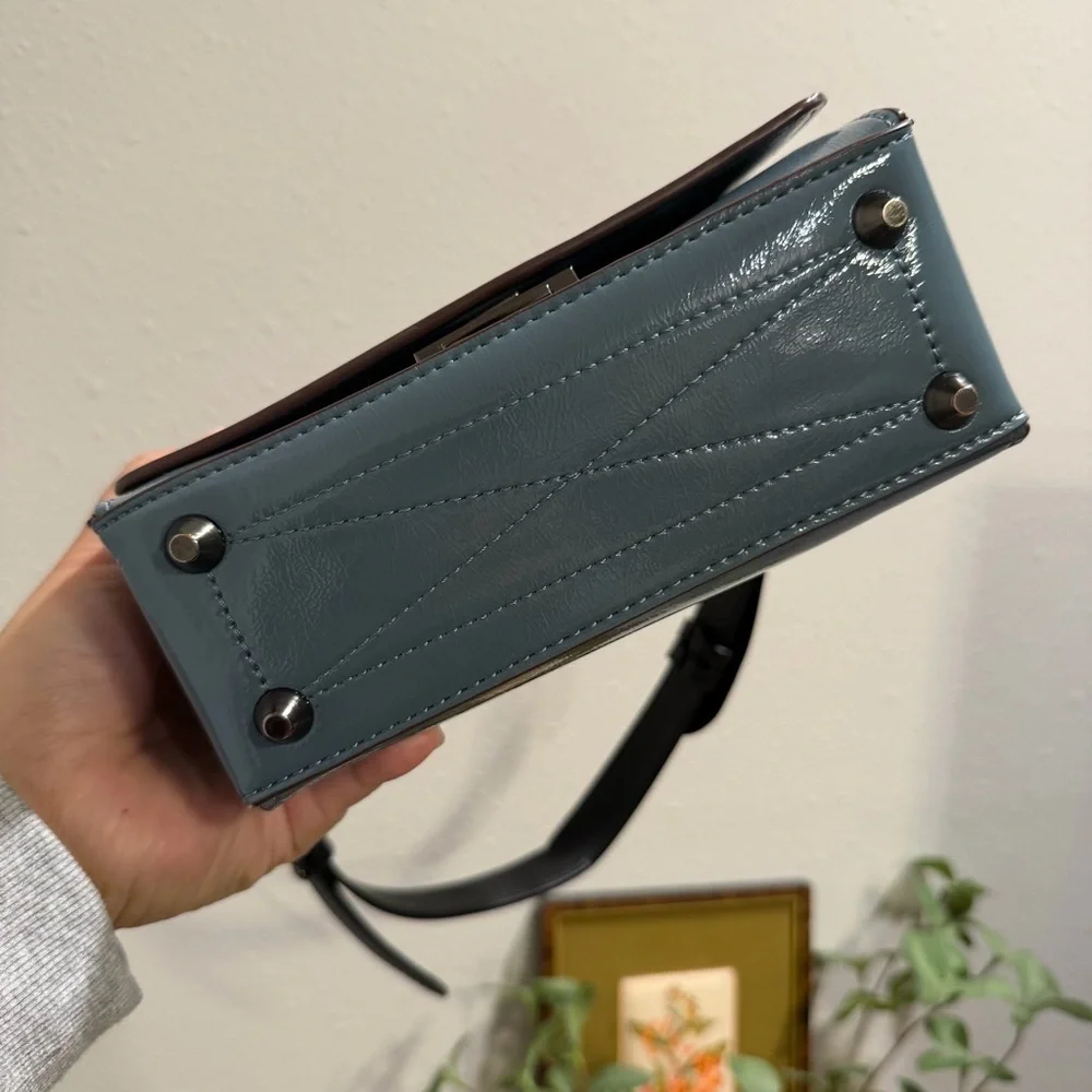 Steve Madden Small Blue Crossbody Shoulder Bag Purse Going Out Event Party Chic
